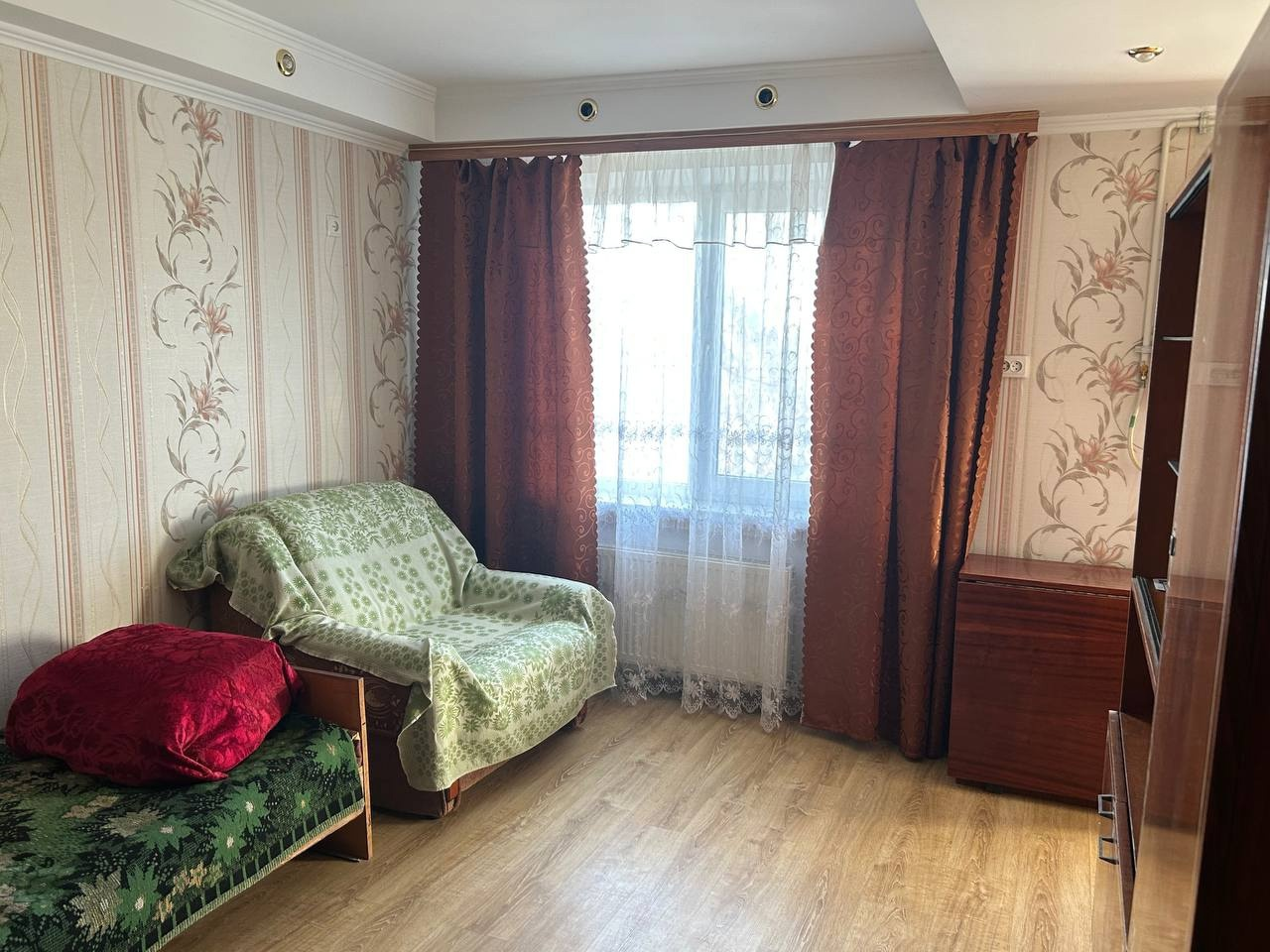Квартира г. Стаханов (ул. Макерова, д. 5) – ПРОДАНА!