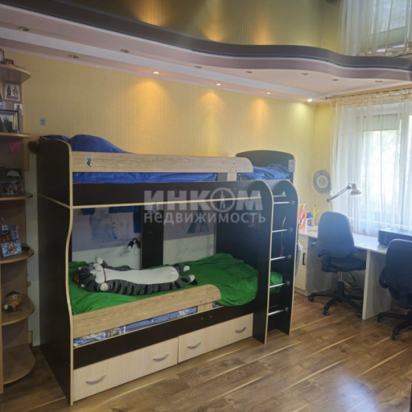 Продам 2к ВВАУШ с А. О.