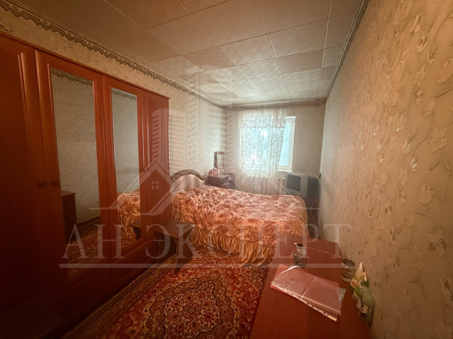 Фото Сдам 3-х комнатную квартиру на длительный срок (Стаханов, ул. Хруничева, д. 19)
