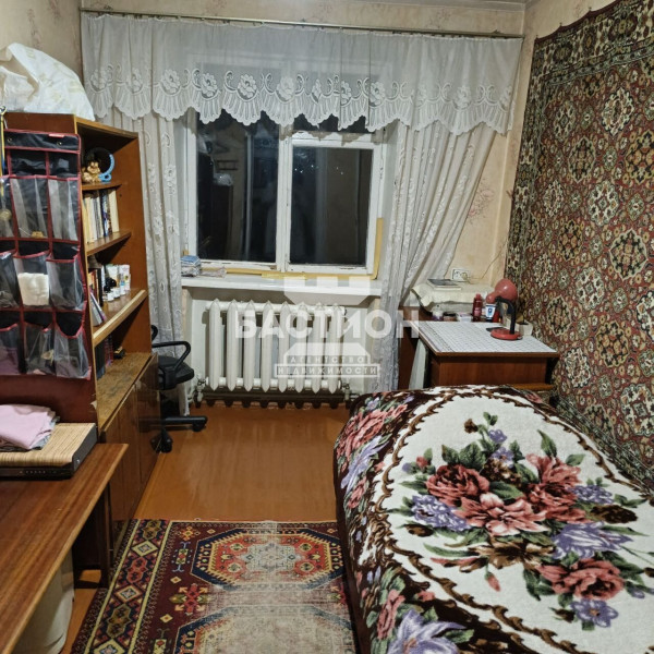 Фото 3-х комнатная квартира, городок ЛНАУ, 26 ID:1962825