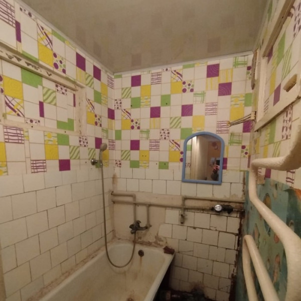 Фото № 6452 Продам 4х комн. квартиру по ул. Дунауйварошской