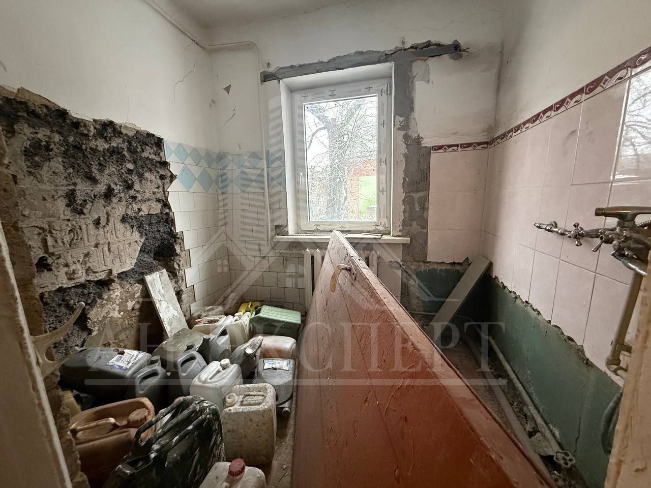 Фото Дом г. Стаханов (ул. Мопровская)