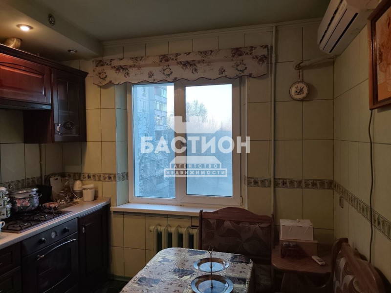 Фото 3-х комнатная квартира, Московская улица, 1 ID:2093927