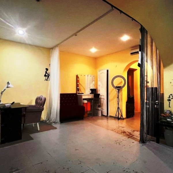 Фото № 3661 Продам действующий салон красоты в р-не пр. Ленина