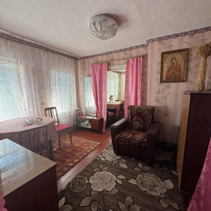Фото Продам дом в Станице Луганской по ул. Шевченко