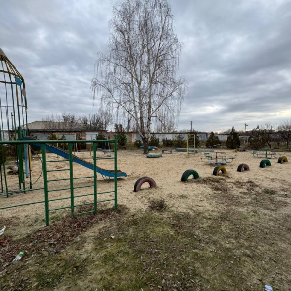 Фото Продам 2-х комнатную квартиру в пгт. Станица Луганская, ул. Пионерская