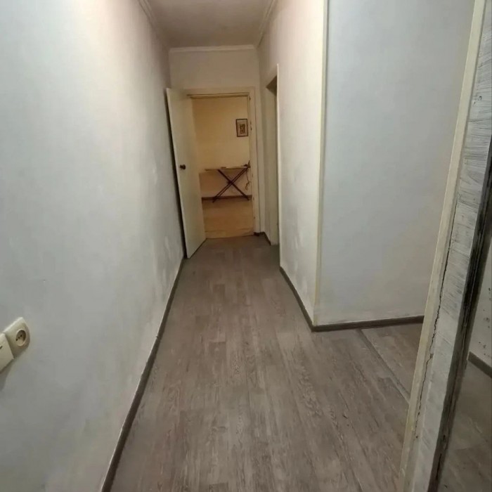Фото Продам 3 х комнатную квартиру п. Фабричный от центра Луганска 10-15 минут.
