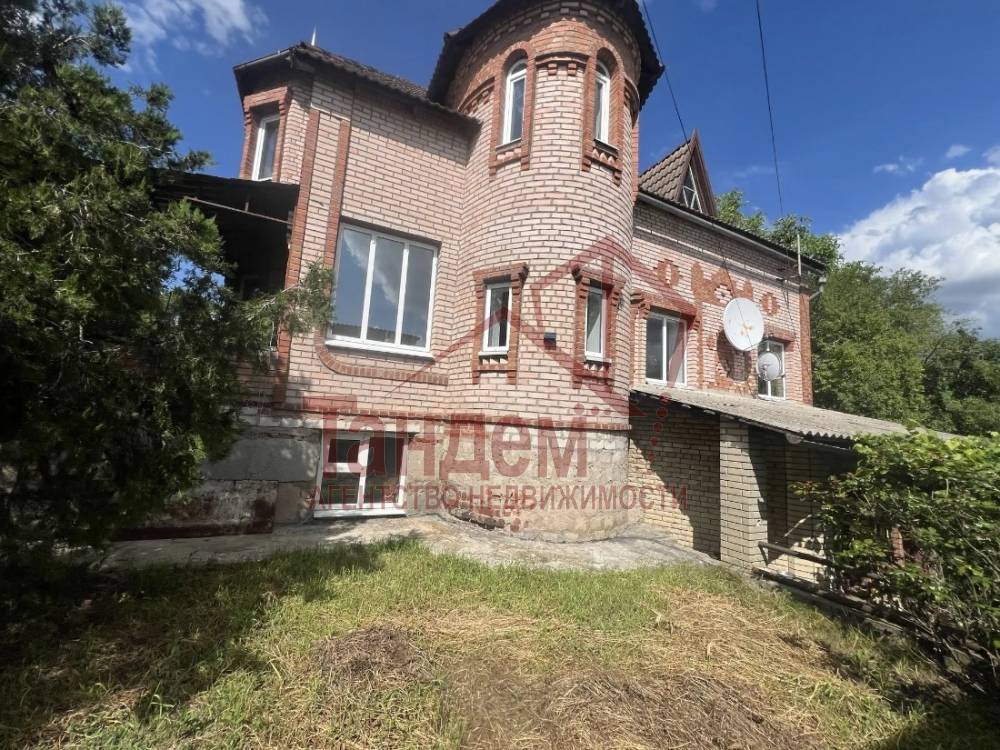 Фото Дом 290м2  10 сот земли п. Фабричное - Объект №442