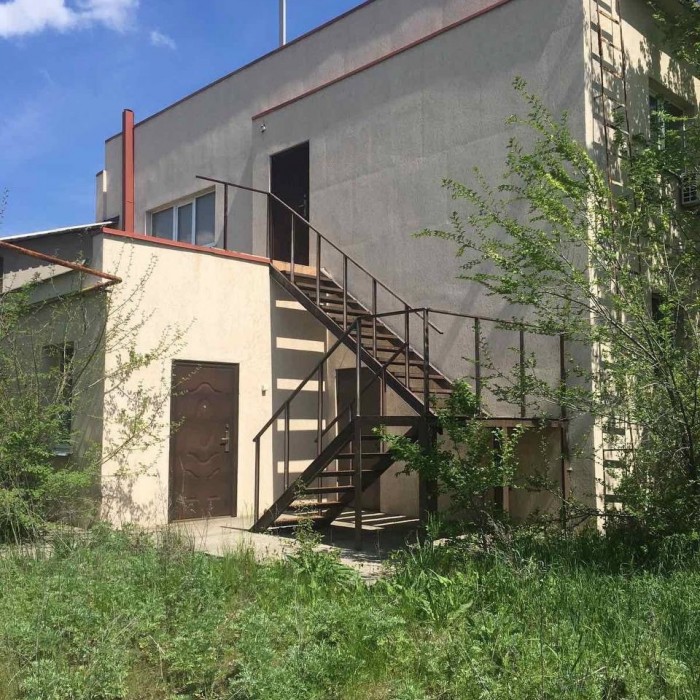 Продам Помещение- 638м2, СТО-124м2, Офис 66м2