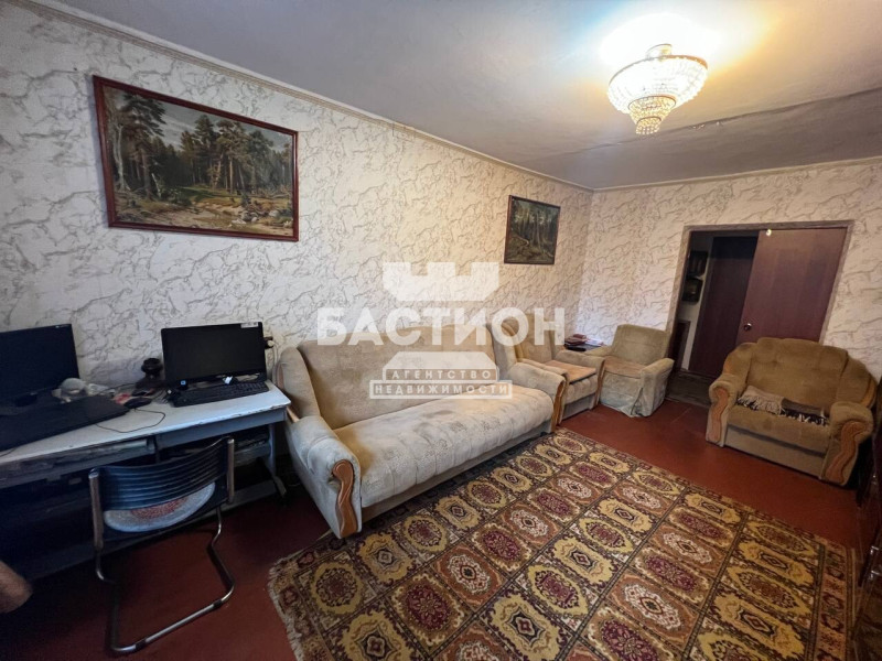 Фото 4-х комнатная улица Фрунзе 6 ID:2048761