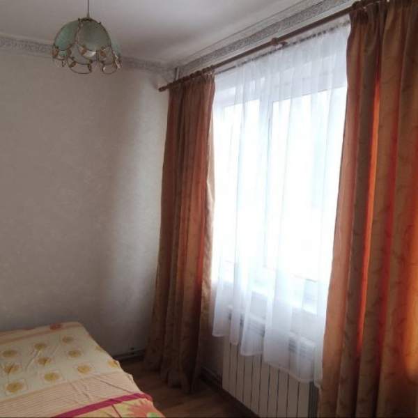 Фото Продам 4к на 50 лет октября