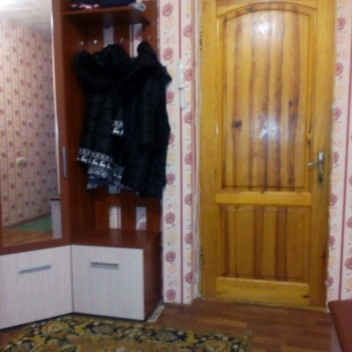 Продам 3-х комнатную квартиру на кв. Комарова