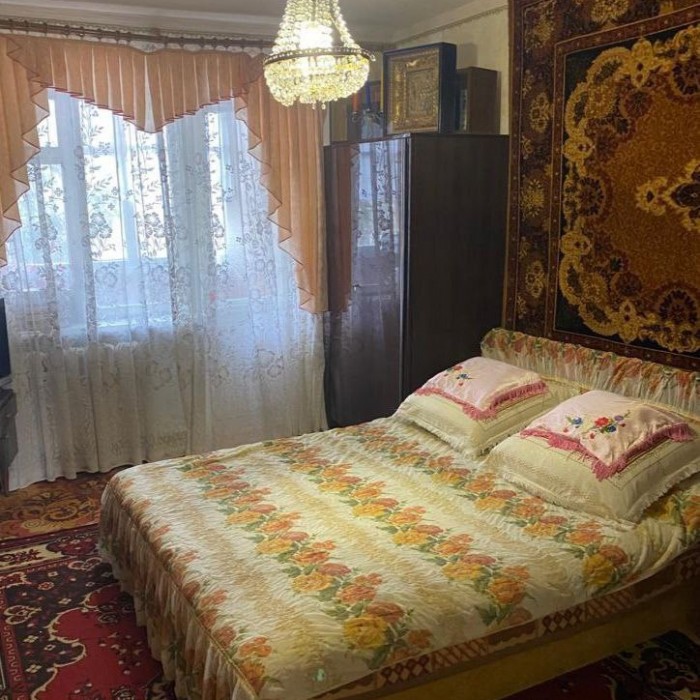 Фото Продам 2-х комнатную квартиру на кв. 50 лет Обороны Луганска ( Медуниверситет) 5/5 эт