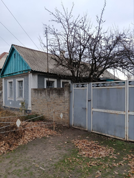 Флигель в г. Лутугино ул. Советская