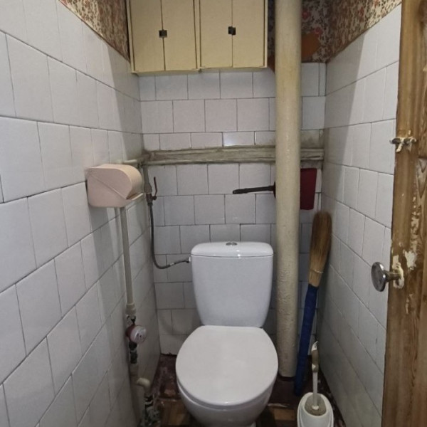 Фото Продам 2-х комн квартиру в Центре города Луганск район Динамо