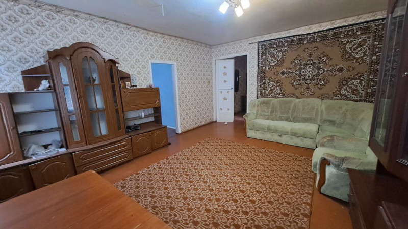 Дом пгт. Новоайдар, ул. Октябрьская