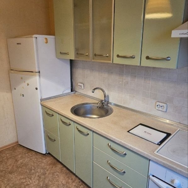 Фото Продам 2к квартиру на кв. Южный,56м2