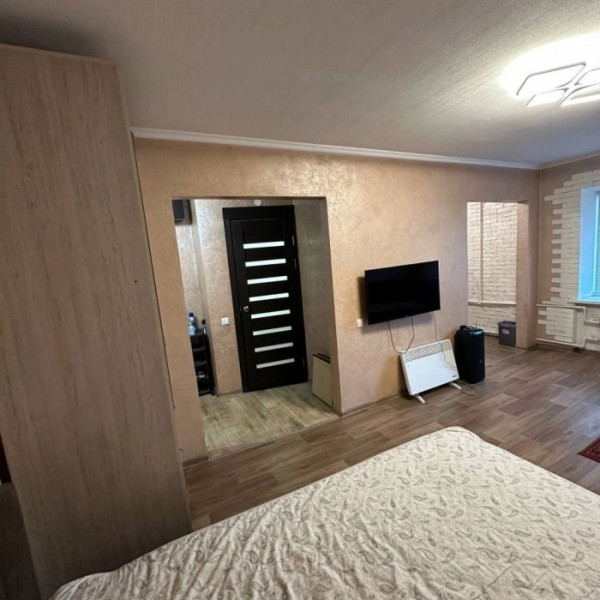 Фото Продается квартира-студия на кв. Шевченко