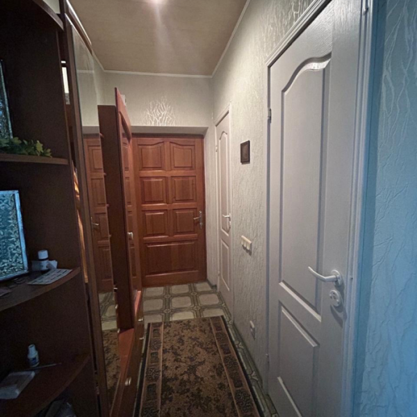 Фото Продам 2-х комнатную квартиру с автономным отоплением г. Луганск, 10й квартал (рн завод ОР)