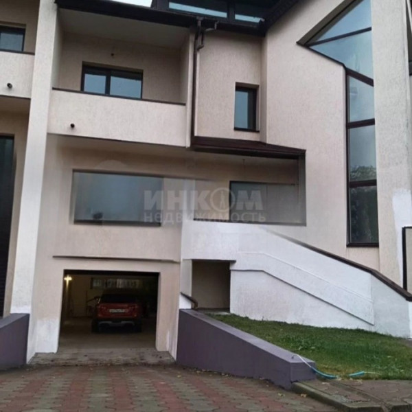 Фото Продам Таун Хаус 287м2 р-н “Оксфорда”