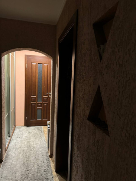 Фото № 808 ПРОДАЕТСЯ 2-Х КОМНАТНАЯ КВАРТИРА В ПЕРЕВАЛЬСКЕ ПО УЛ.ЛЕНИНА, ЦЕНТР ГОРОДА