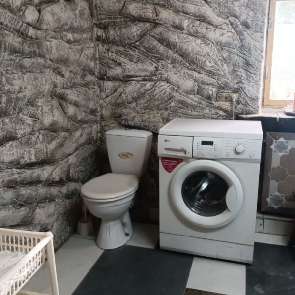 Фото Продам участок и дом 60м2 в г. Луганск, Ленинский район