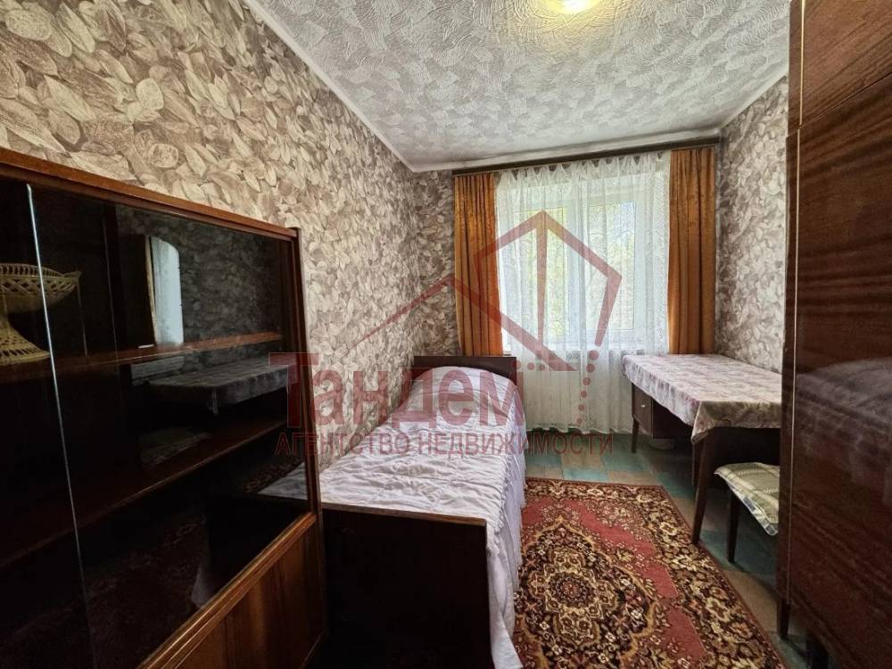 Фото 3 комнатная 51м2 4/5эт кв. 50 лет Октября г. Луганск - Объект №347