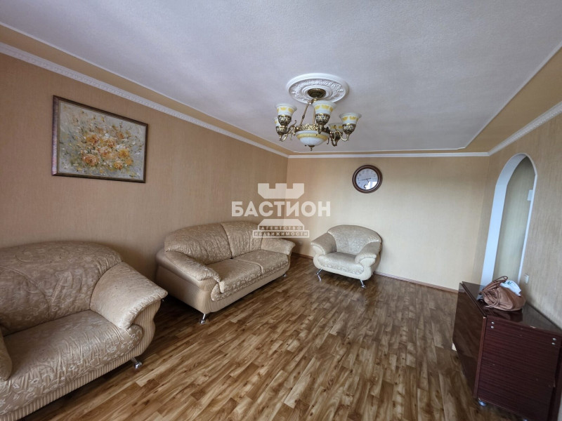 Продаётся трёхкомнатная квартира, 75 м²