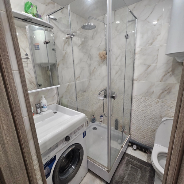 Фото Продам 1 комнатную квартиру, г. Луганск, кв. 50 - летия Октября