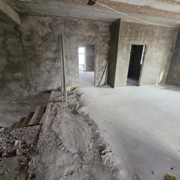 Фото Продам дом 370 м2 в г.Луганск, район МРЭО