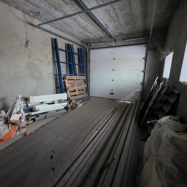 Фото Продам дом 370 м2 в г.Луганск, район МРЭО