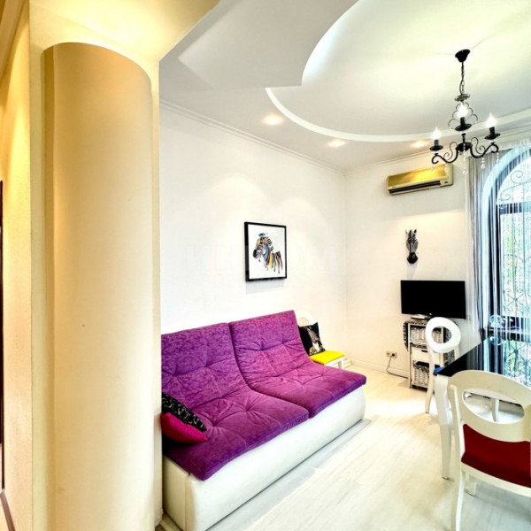 Фото Продам 2к квартиру в центре, с евроремонтом