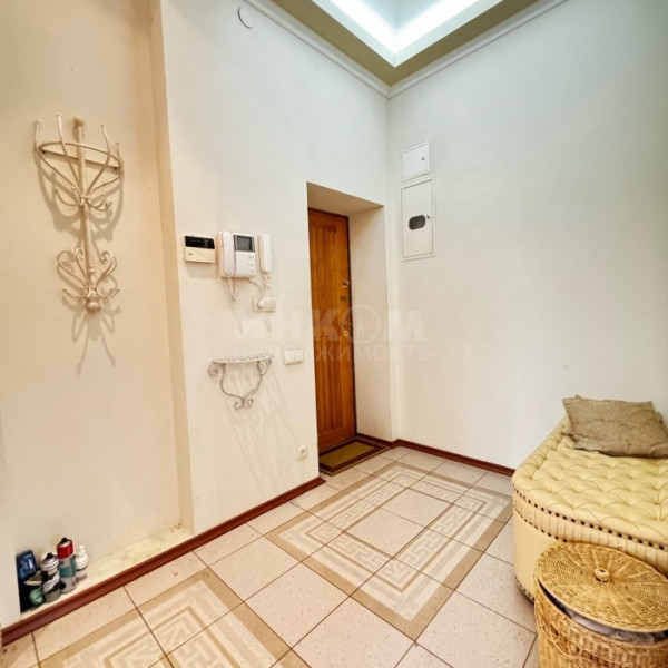 Фото Продам 2к квартиру в центре, с евроремонтом