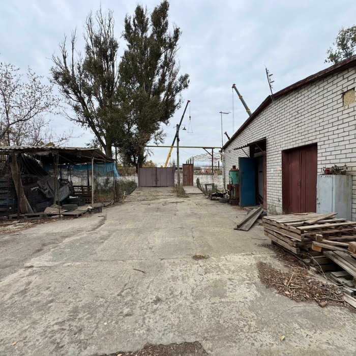 Фото База- 306м2, 9-й Лутугинский проезд