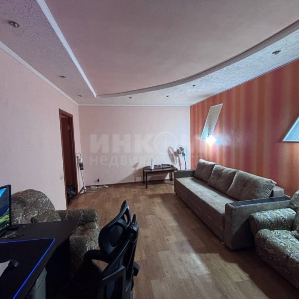 Фото Продам 2к ул. Оборонная 20а рн. 5-я школа