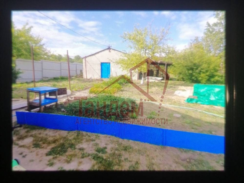 Фото Продажа дома 92 м² с участком 15 соток в посёлке Фабричный, Луганск - Объект №128