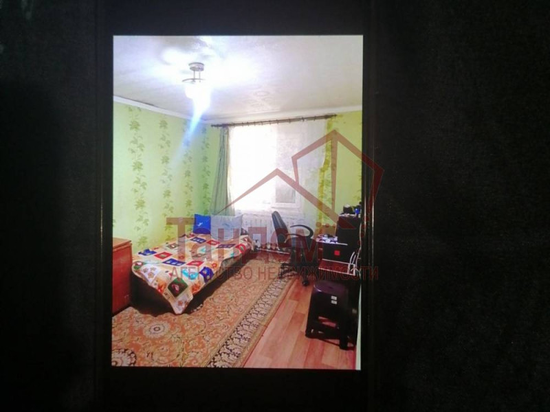 Фото Продажа дома 92 м² с участком 15 соток в посёлке Фабричный, Луганск - Объект №128