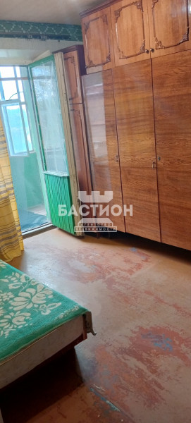 Продаётся трёхкомнатная квартира, 59,6 м²