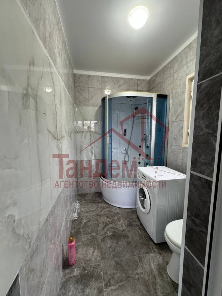 Фото Дом 70м2 + 54м2 пристройка Артемовский район ( 33 школа) г. Луганск. - Объект №218