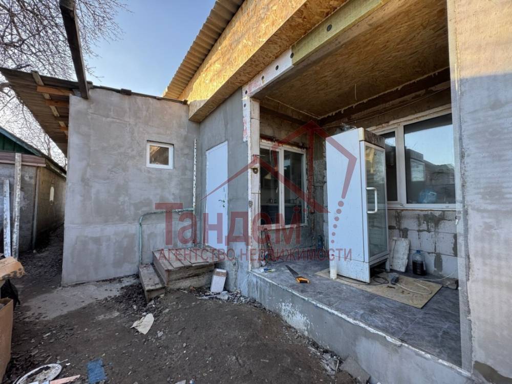 Фото Дом 70м2 + 54м2 пристройка Артемовский район ( 33 школа) г. Луганск. - Объект №218