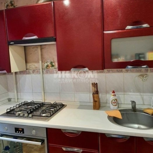 Фото Продам 2-х комн квартиру в г. Луганск кв. Волкова