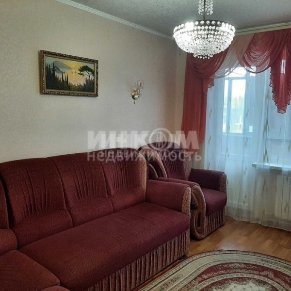 Фото Продам 2-х комн квартиру в г. Луганск кв. Волкова