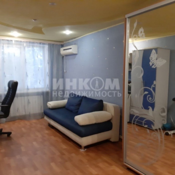 Фото Продам 2-х комн квартиру в г. Луганск кв. Волкова