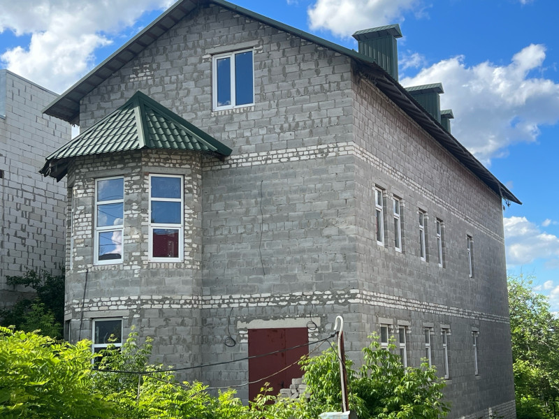 Продаётся дом, 650 м²