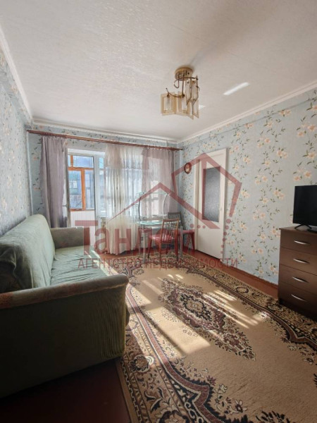 Фото Продажа 2-комнатной квартиры 45,2 м² на кв. Ватутина - Объект №120