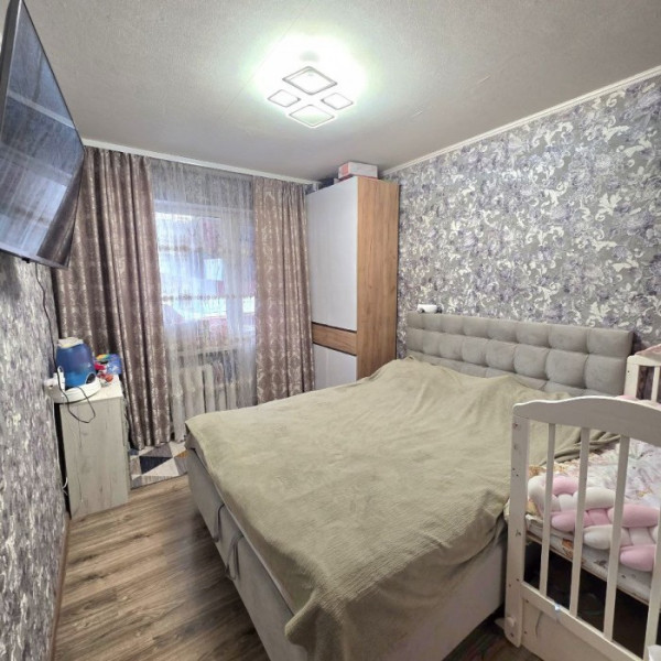 Фото Продам 3-к квартиру на кв. Пролетариата Донбасса, г. Луганск.