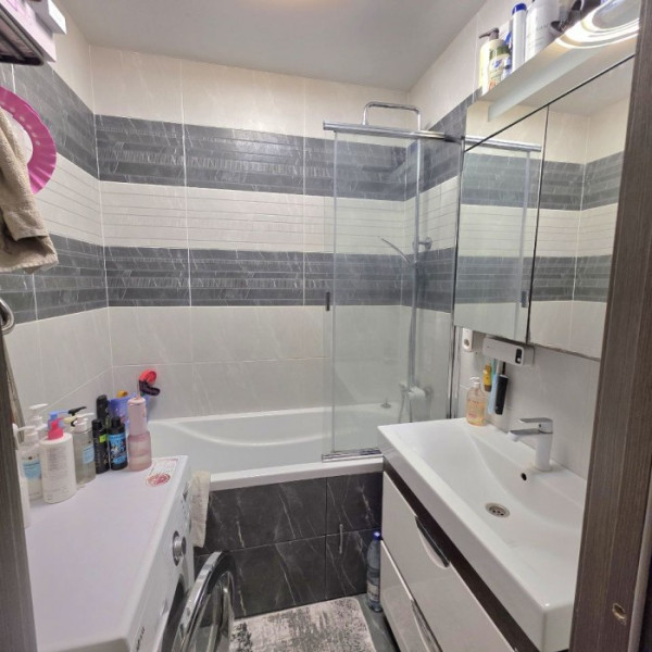 Фото Продам 3-к квартиру на кв. Пролетариата Донбасса, г. Луганск.