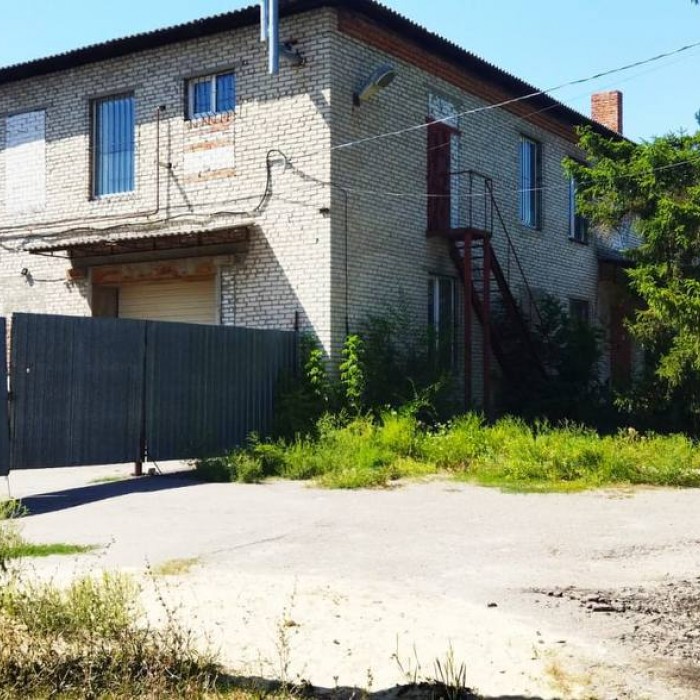 Сдам долгосрочно в аренду помещения/склады г. Луганск, ул. Артёма.