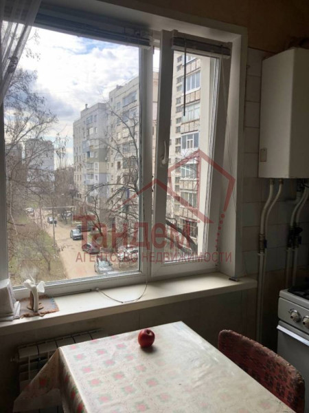 Фото 3 комнатная, 65,5м², 4/9эт. , кв. 60 лет Образования СССР, Жовтневый р-н - Объект №85