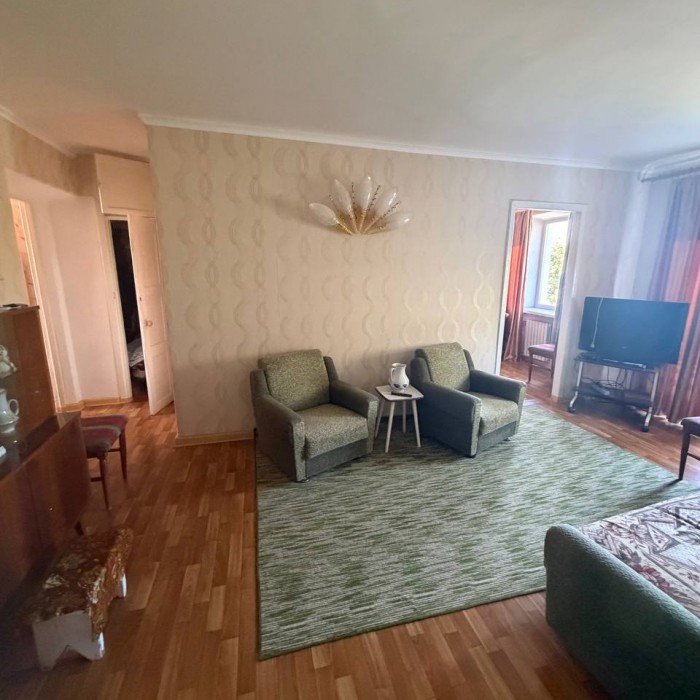 Фото Продам 3-х комнатную квартиру кв. Луганский.